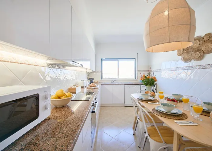 Vieira House With Sea View Apartman