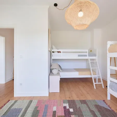 Vieira House With Sea View Apartment *