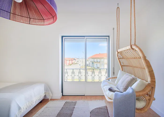 Апартаменты Vieira House With Sea View