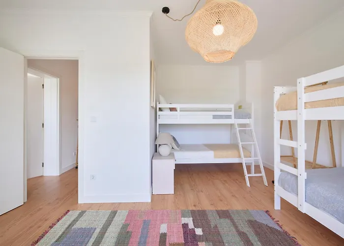 Vieira House With Sea View Апартаменты *